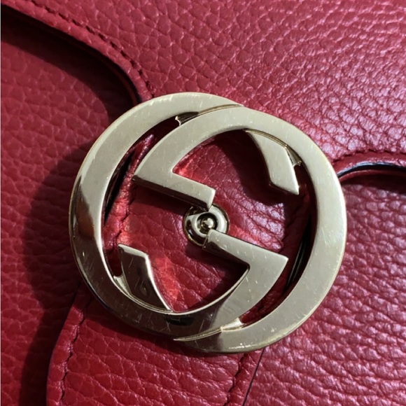 Gucci Interlocking Small GG bag in Red - Picture 7 of 7